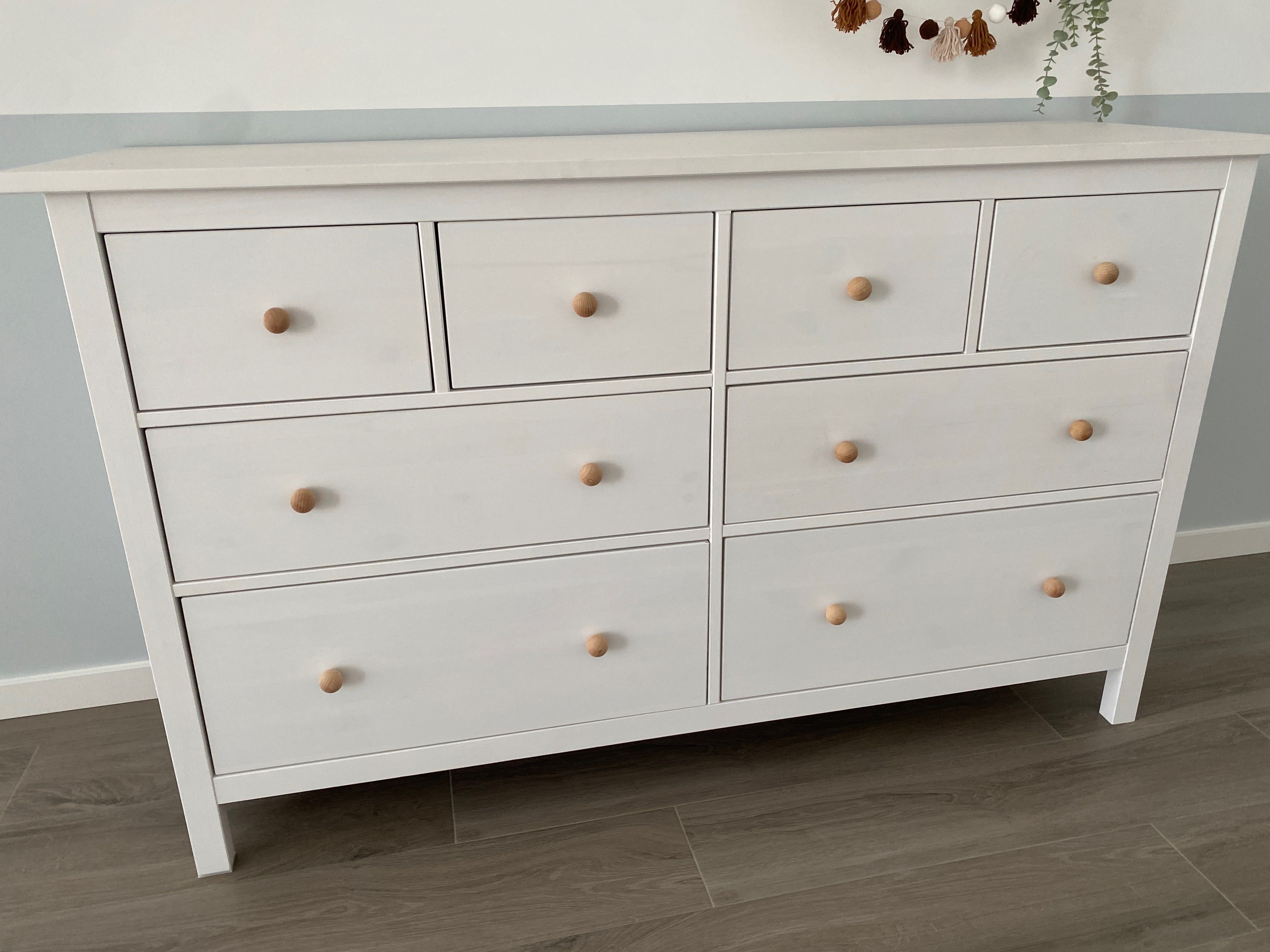 Comoda Hemnes 8 gavetas