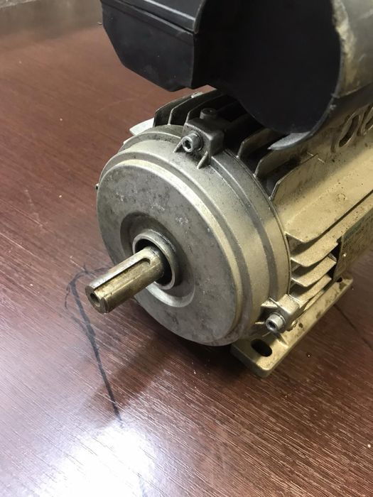 Электродвигатель 2шт 220v