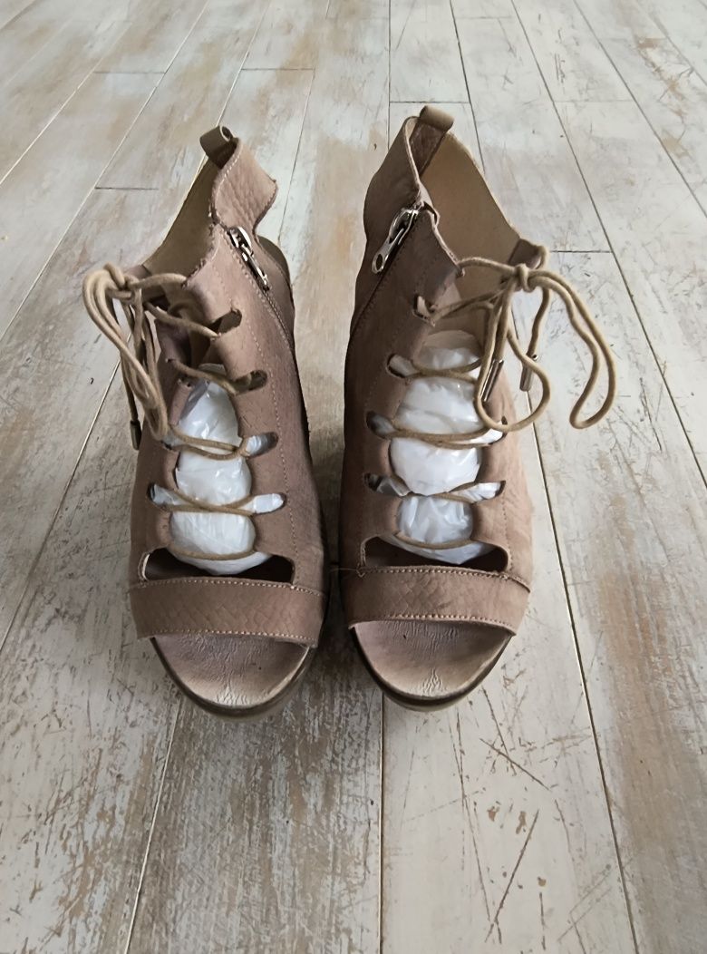 Buty letnie damskie skórzane rozmiar 37