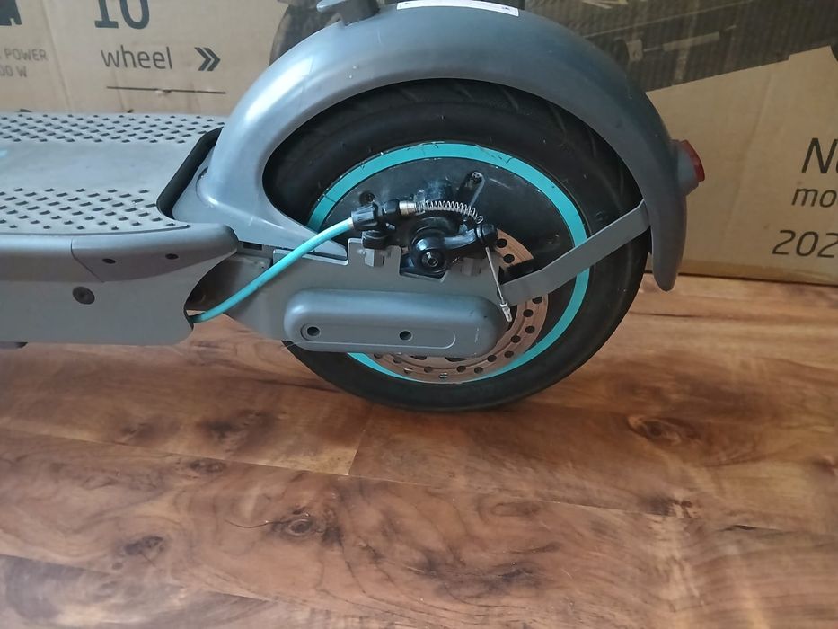 Hulajnoga Motus Scooty 10 Plus