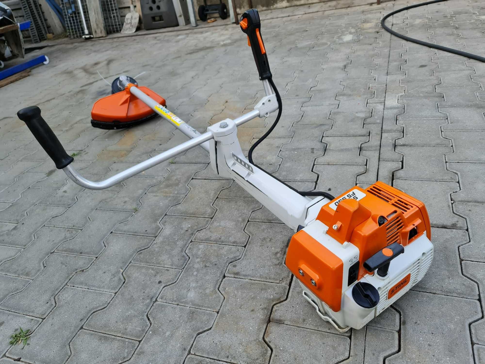 KOSA Spalinowa Podkaszarka STIHL FS550 FS 550