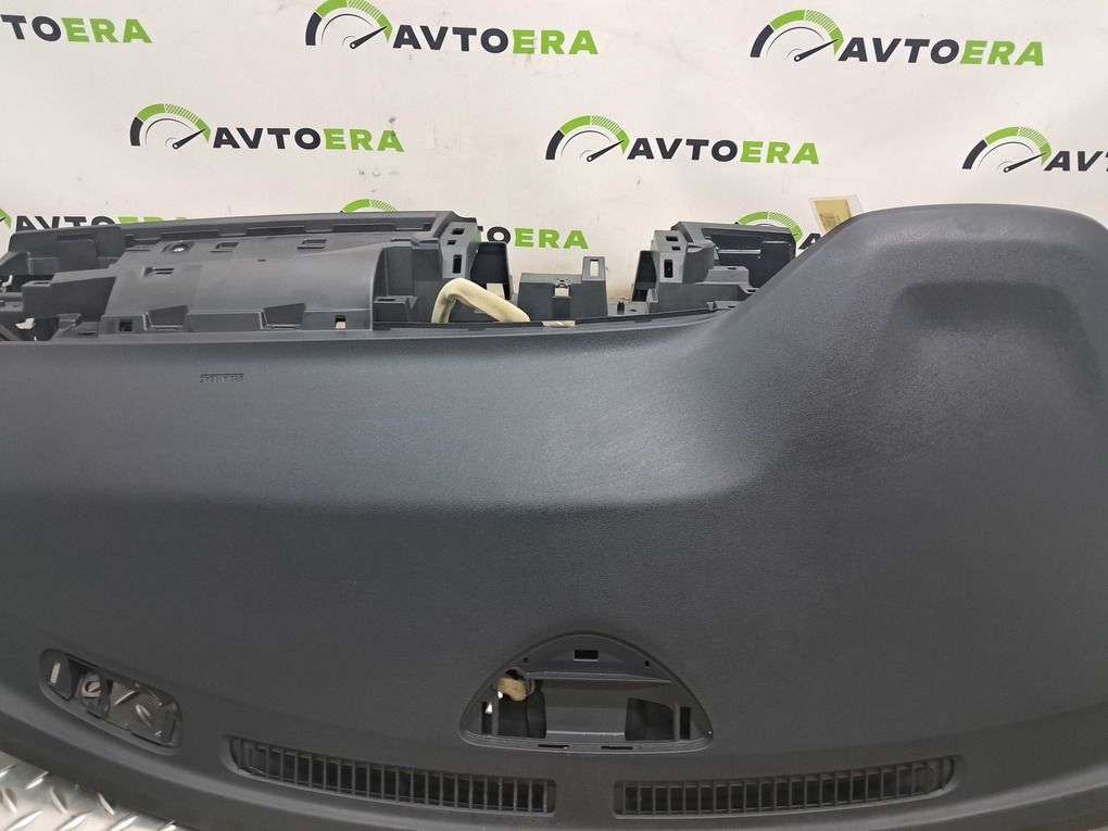 Торпедо с подушкой безопасноти NISSAN LEAF 18- 682006WK0B