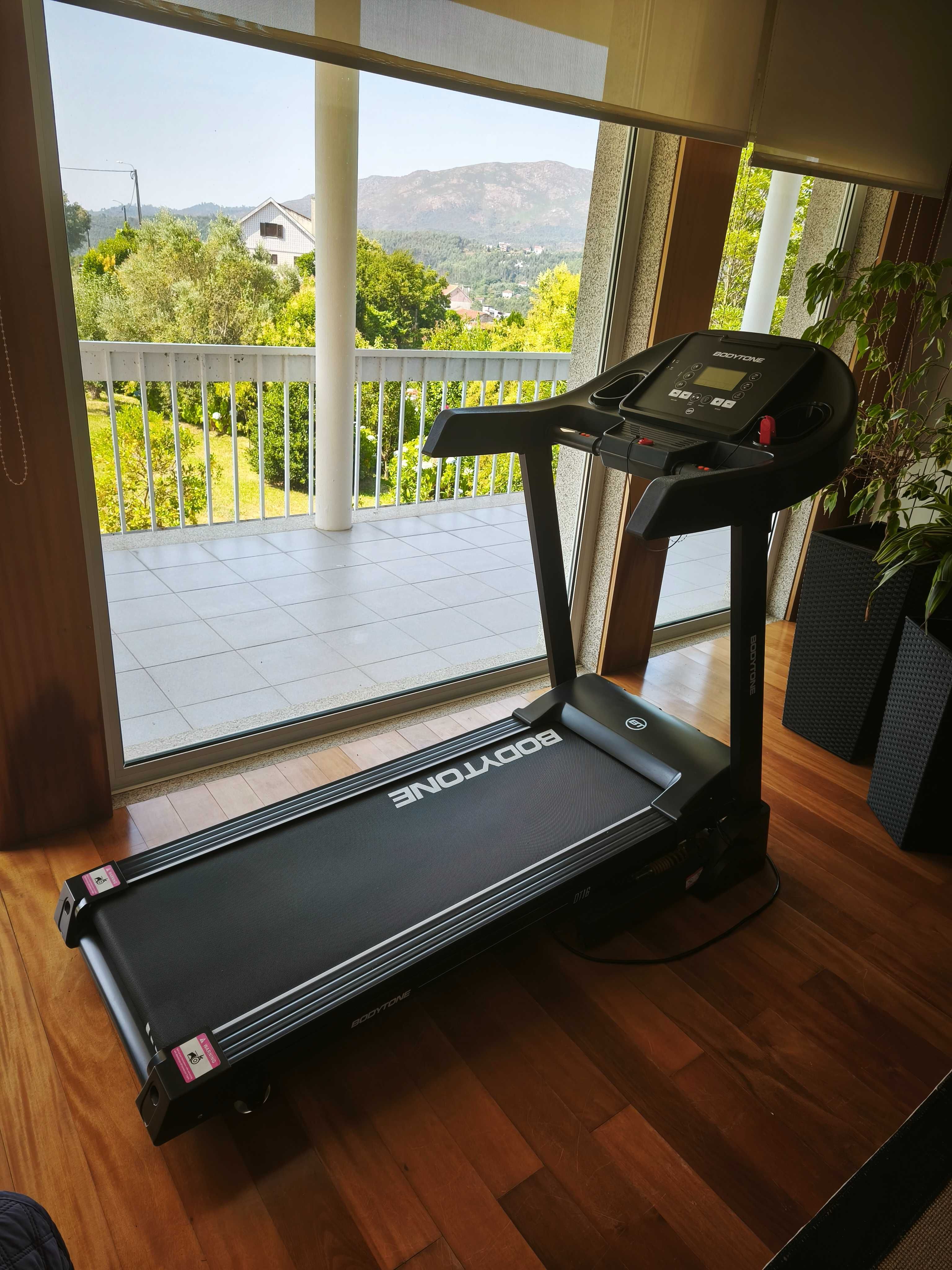 Passadeira de corrida Bodytone DT16