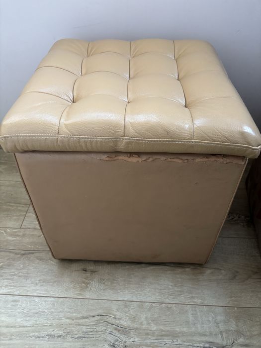 Пуфік біжевий (вживаний)