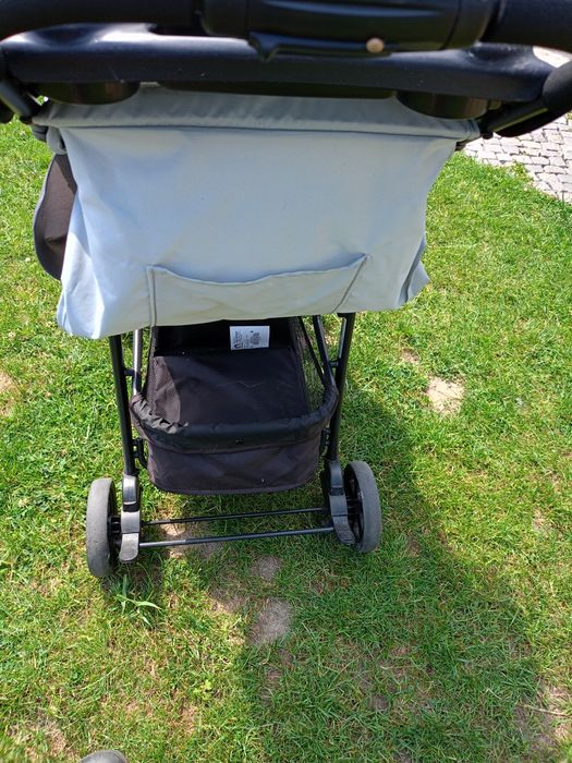Sprzedam wózek spacerowy