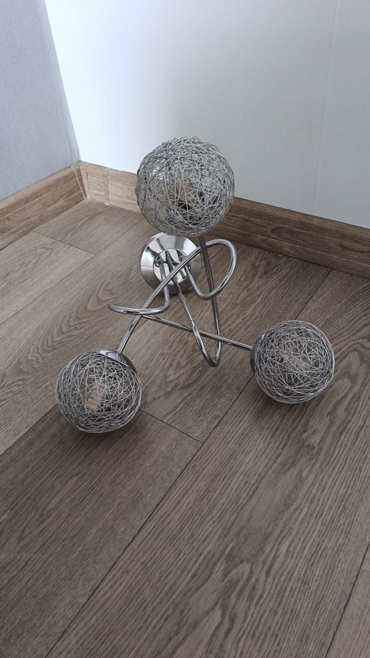 Lampa sufitowa srebrna