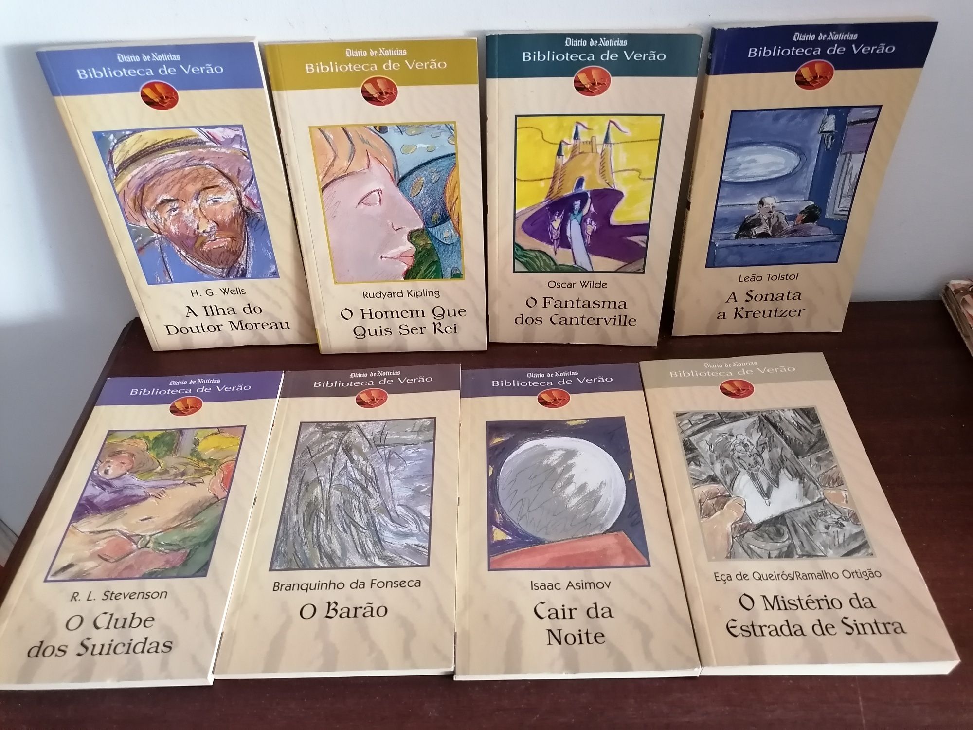 Livros da colecção "Biblioteca de Verão" do Diário de Notícias
