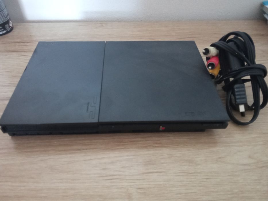PS2 a funcionar em perfeito estado mas sem comando