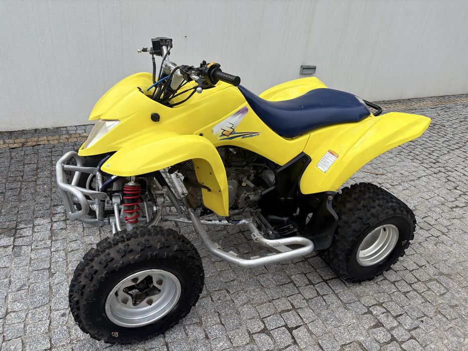 Moto 4 Suzuki Ltz 250