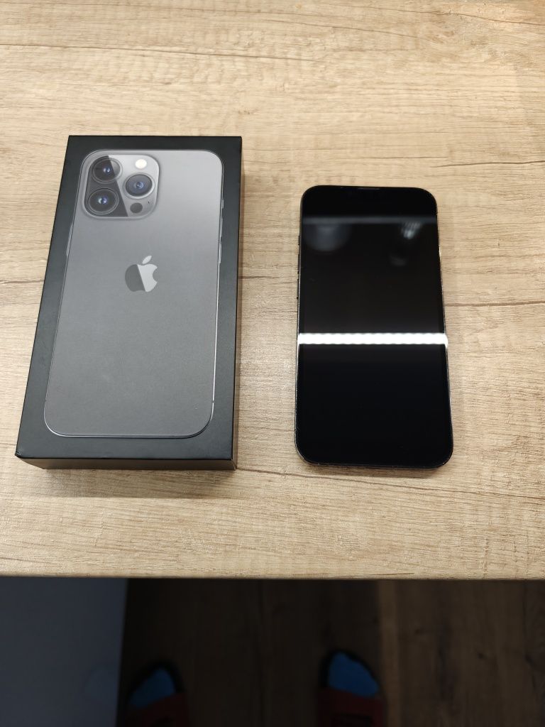 Iphone 13 Pro w bardzo dobrym stanie