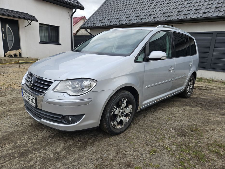 Volkswagen Touran 2007р 2.0 tdi 7 місць