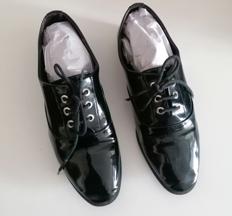 Sapatos verniz seaside 38