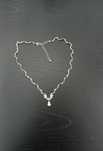 Colar da marca Avon