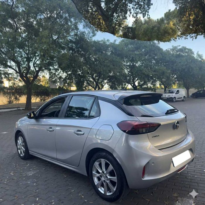Opel Corsa 1.2 Gasolina (2023) – Como Novo!
