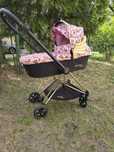 Wozek Cybex Mios Cherub Pink by Jeremy Scott 3w1 plus baza Isofix