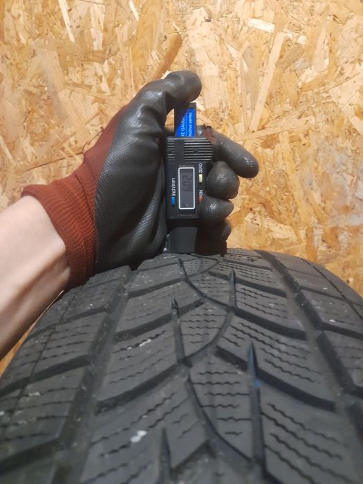 Шини Goodyear UltraGrip Performance SUV Gen-1 215/65 R17 99V Б/У 6 мм