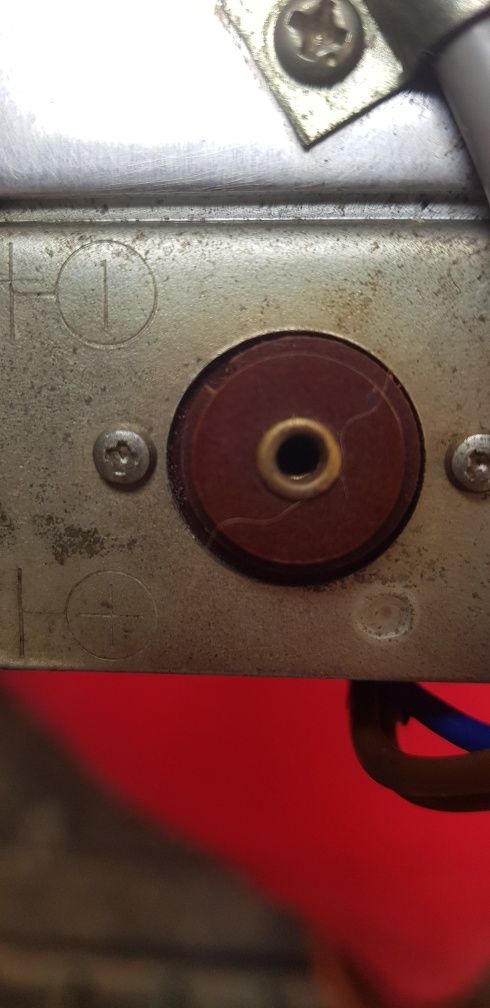Rádio 6 e 12v SHARP anos 70