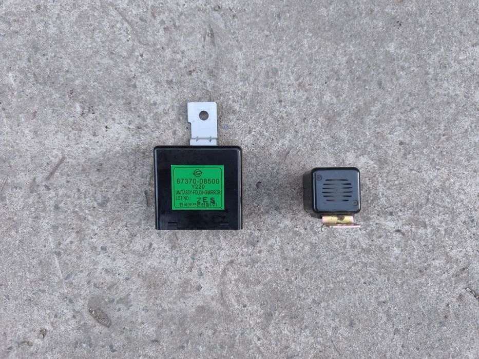 Продам блок управление зеркалами на SsangYong rexton 2.7 дизель