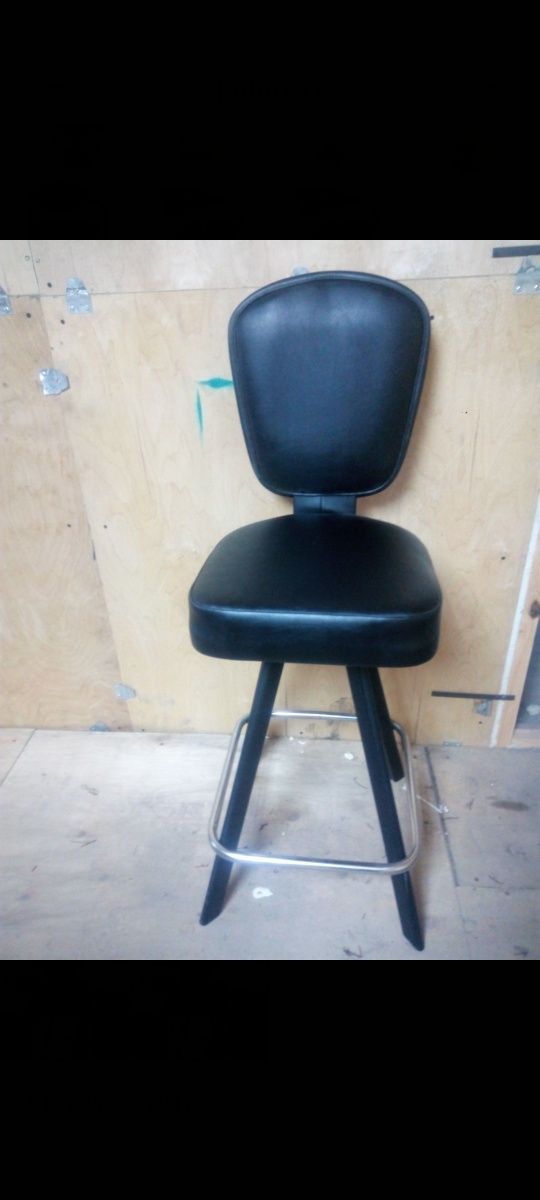 Продам стулья б.у. или возможно новые