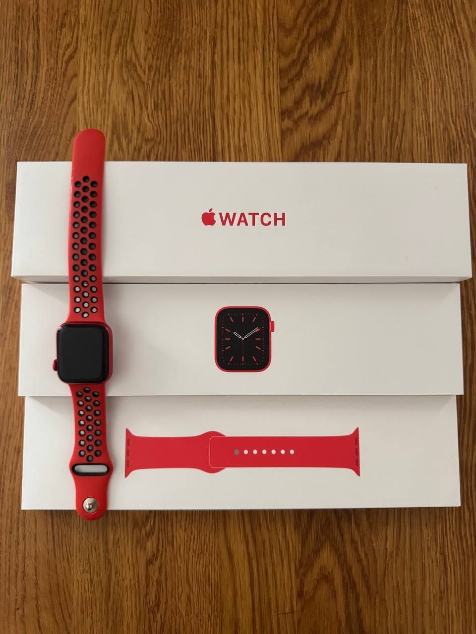 Оригінальні Apple watch series 6 40 mm product red