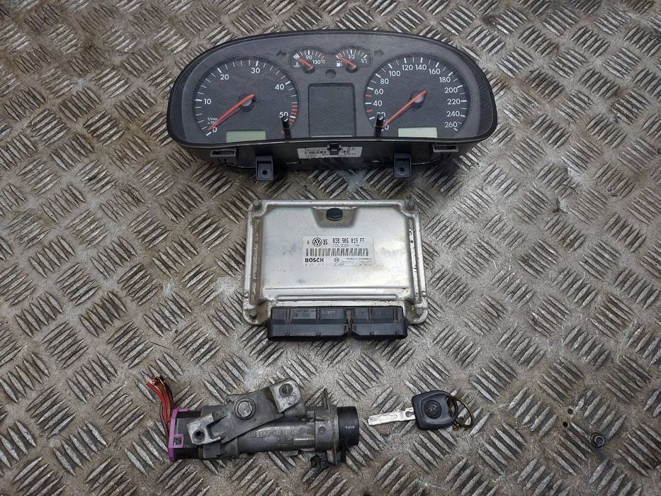 ZESTAW STARTOWY LICZNIK GOLF IV 1.9 TDI AUTOMAT 038906019FF 1J0920806H