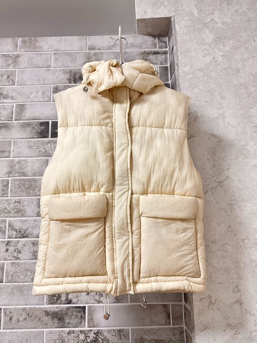 Тепла Бежева жилета