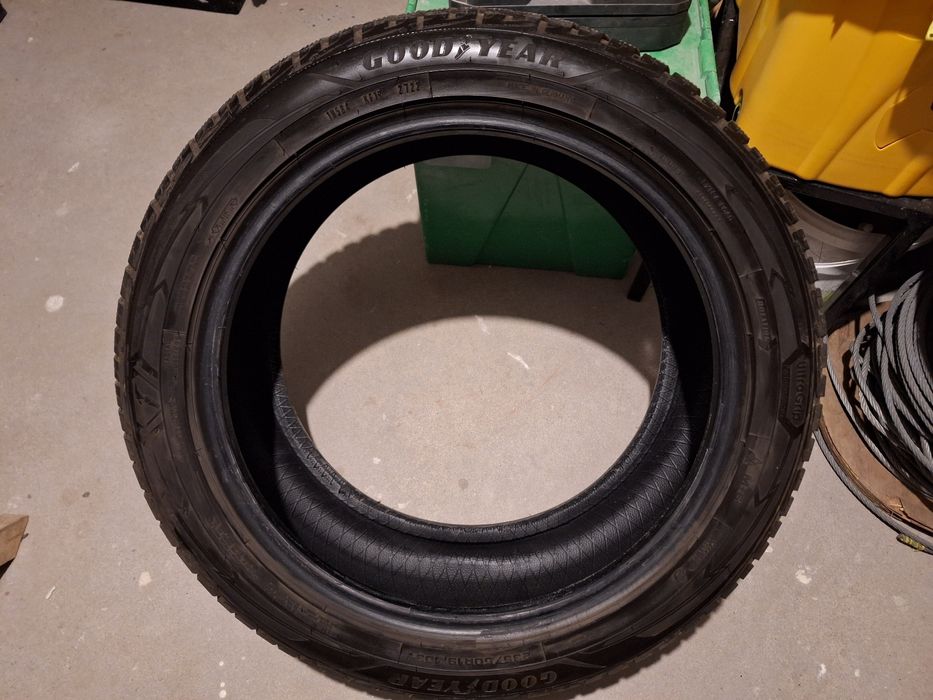 OPONA 235/50R19 GOODYEAR UG Performance + DOT 2722 6.5MM