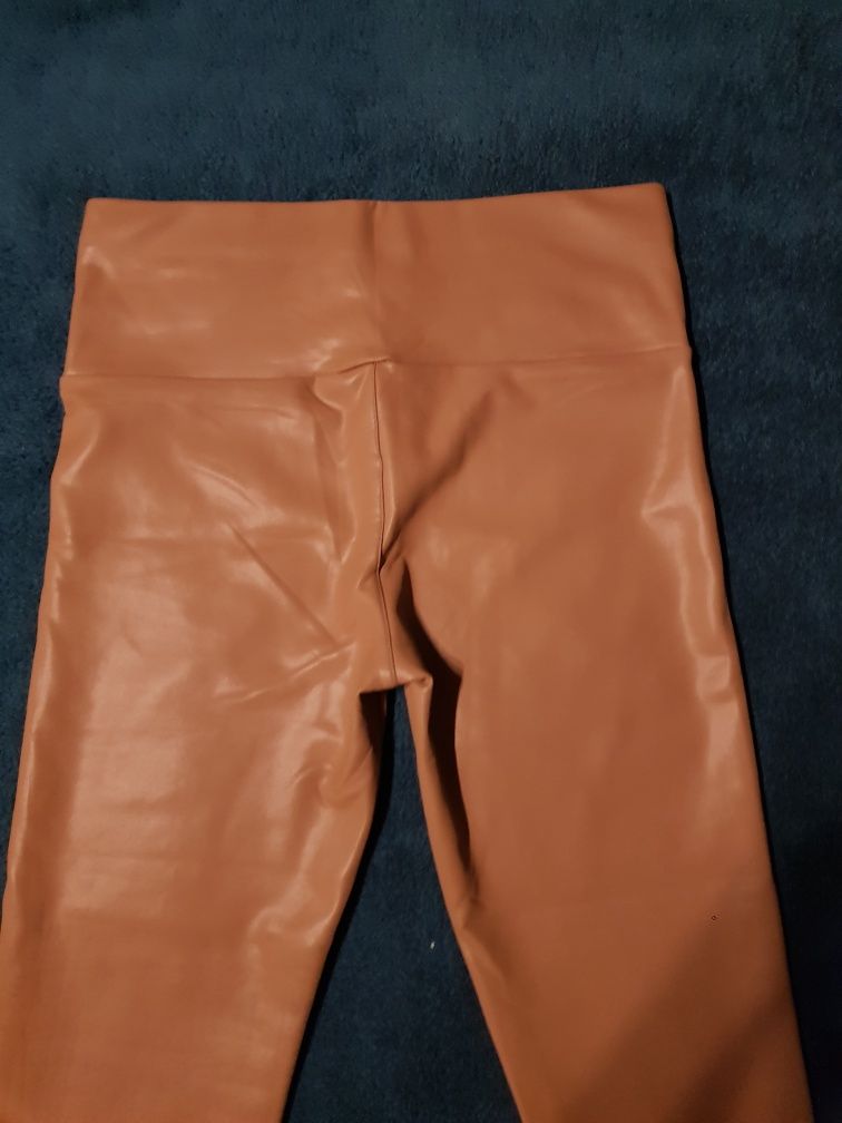 Spodnie legginsy ocieplane camel 36 jak nowe