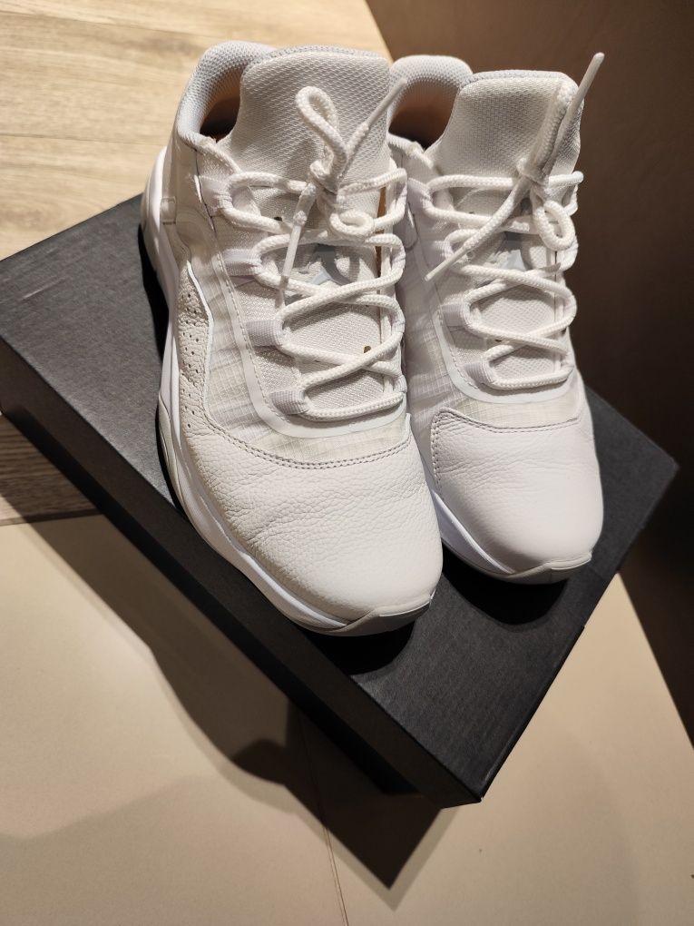 Buty Jordan 11 cmft low