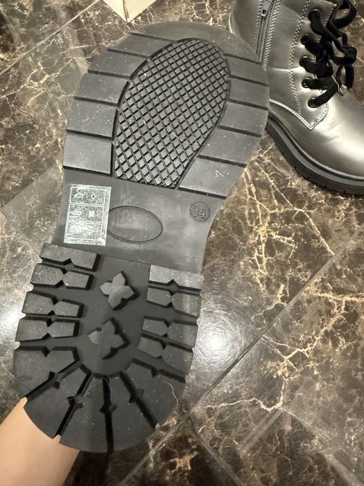 Чоботи на дівчинку Reserved