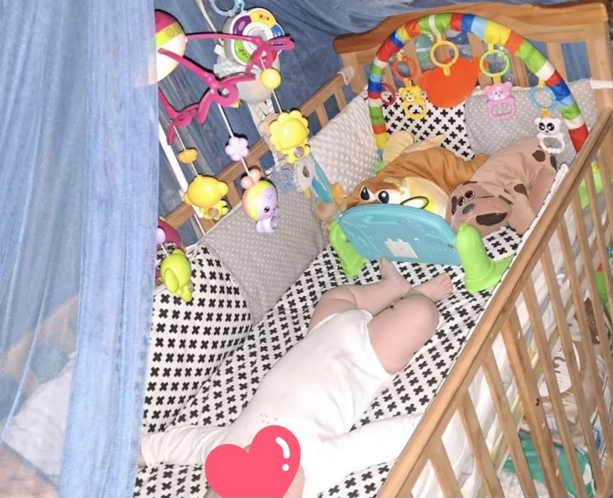 Детская кроватка