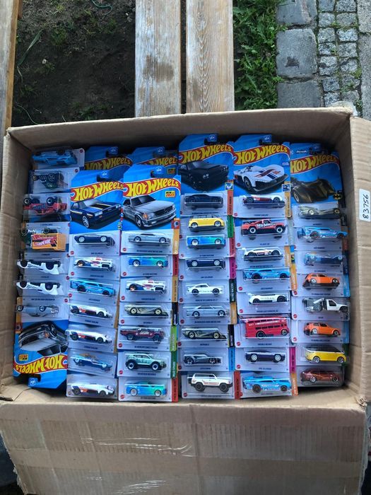 Hot Weels z usa  12 sztuk Nowe