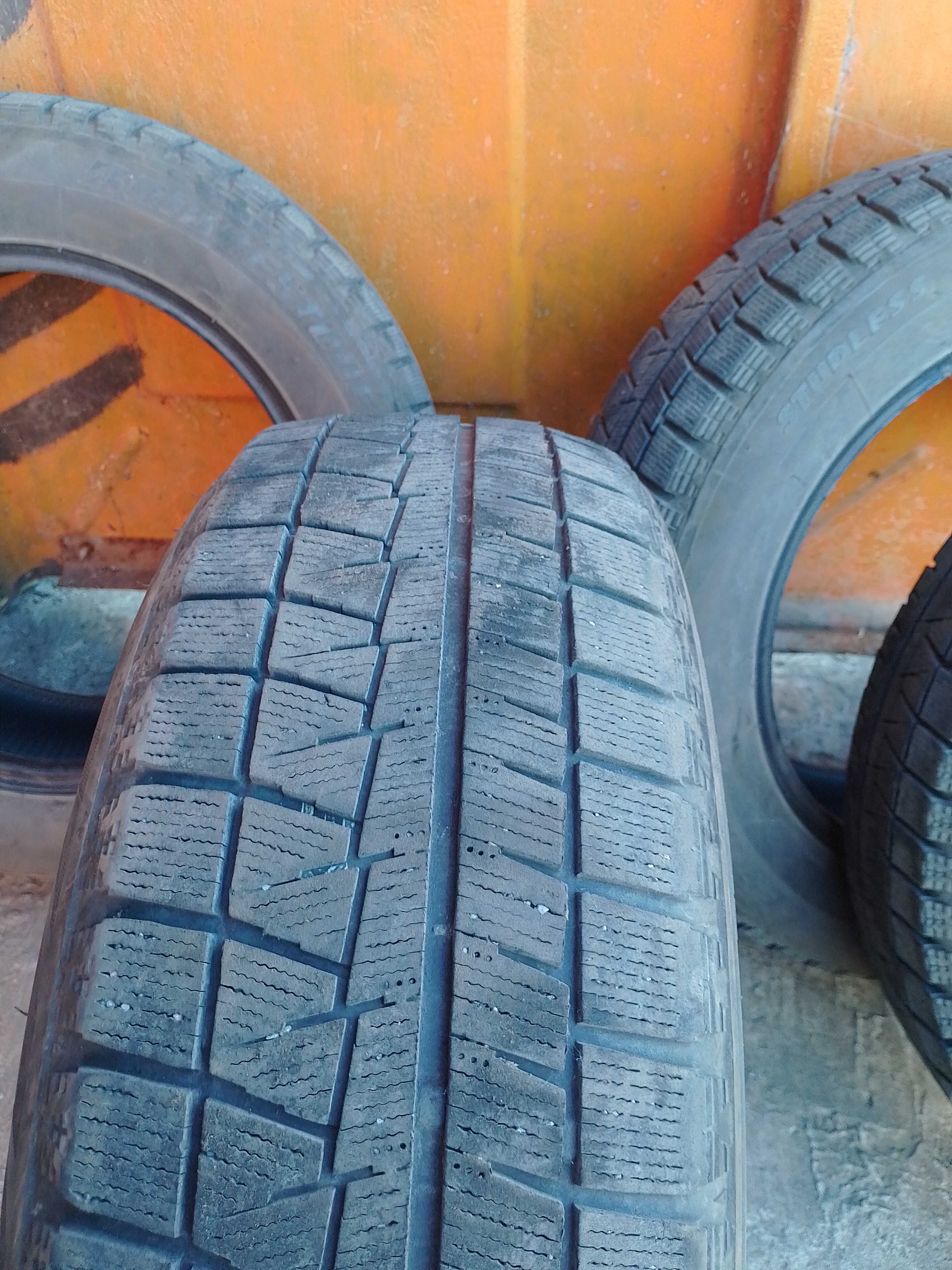 зимняя резина 205/60 R16