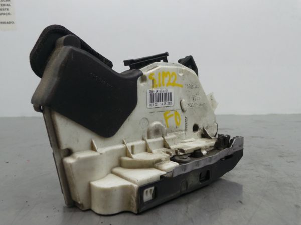 Fechadura / fecho porta frente direito VOLKSWAGEN Polo (6R, 6C)