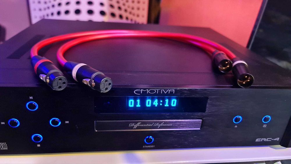 Emotiva ERC-4 - zbalansowany różnicowy odtwarzacz CD oraz DAC