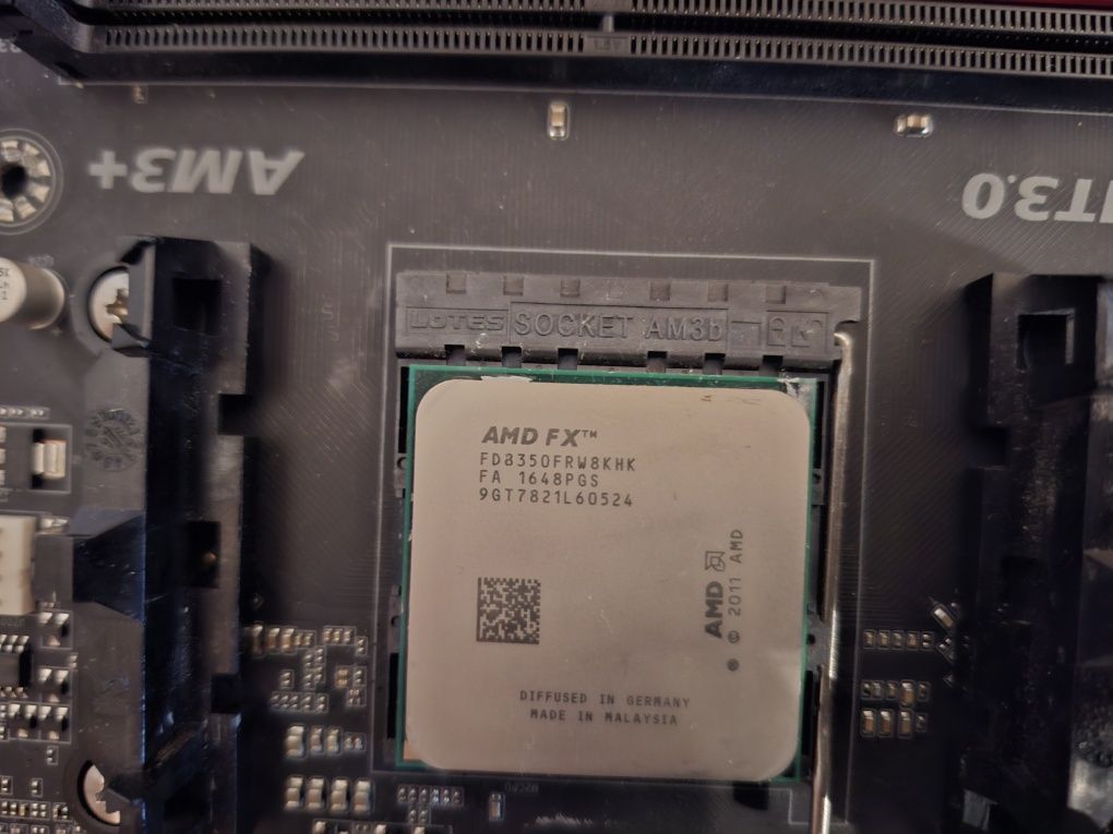 Gigabyte 970 gaming G1 + AMD FX 8350 4.2GHz