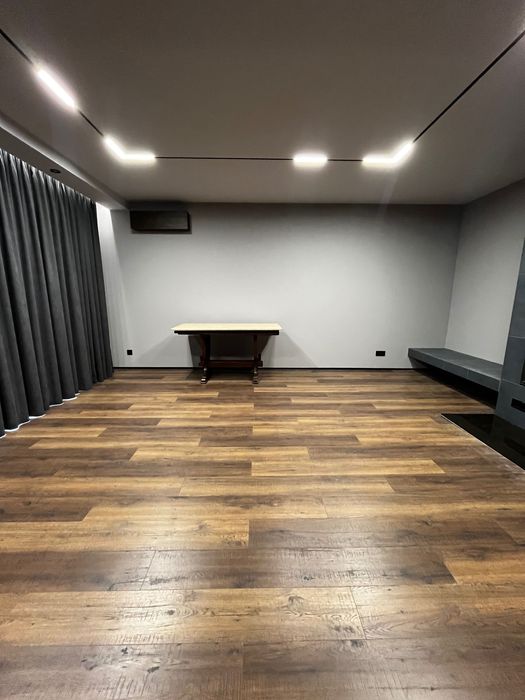 Продаж 1\2 котеджу з ремонтом у Бірках