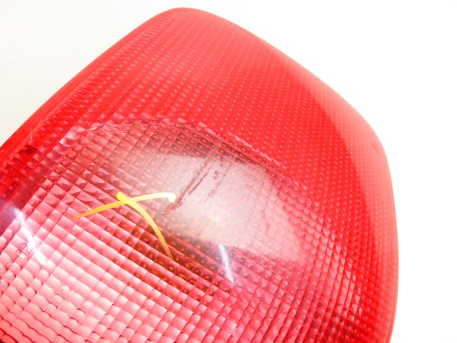 Lampa Prawa Tylna Audi 80 B4