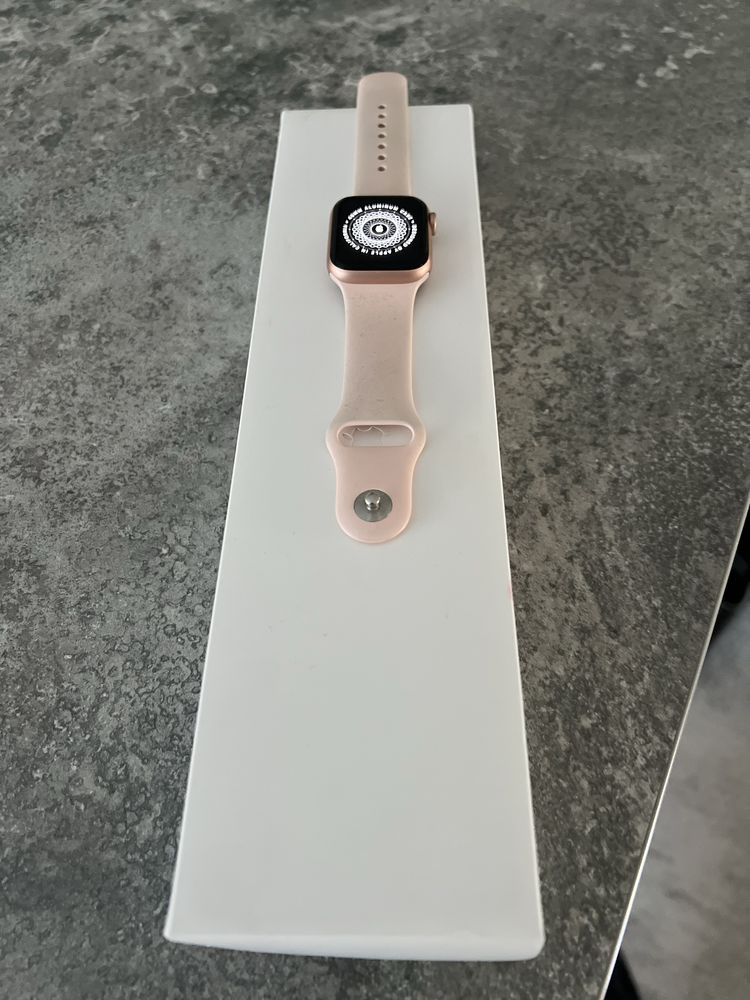 Apple watch series 6 40mm stan idealny