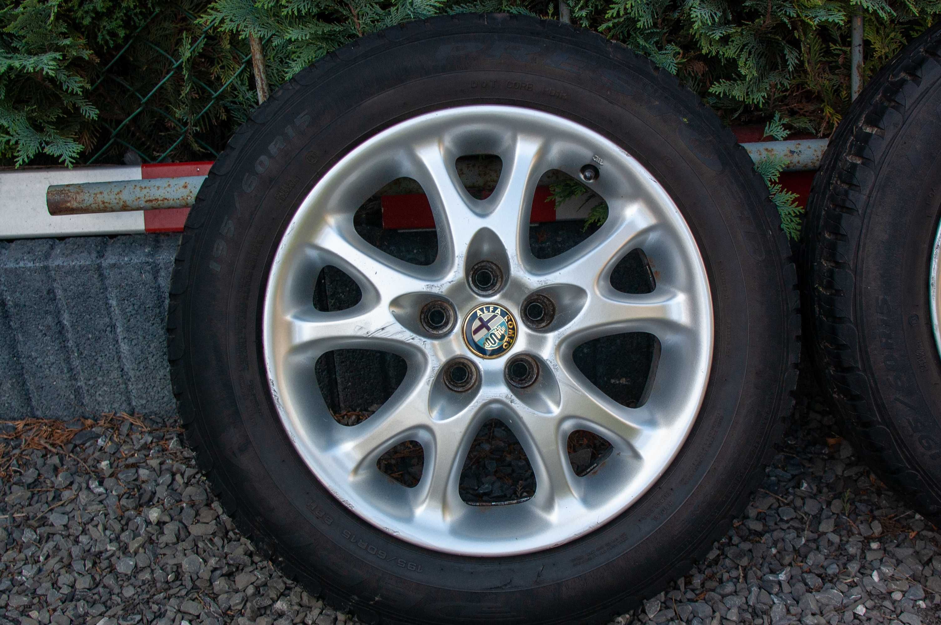 Koła Alfa Romeo 147 Felgi Aluminiowe 15" Opony Dębica Presto 195/60R15