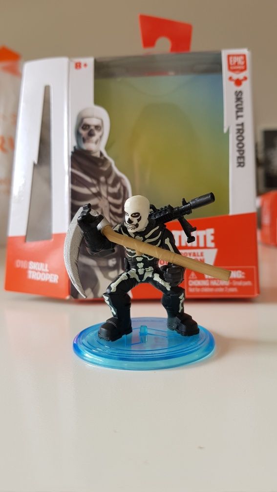 FORTNITE figurka Skull Trooper