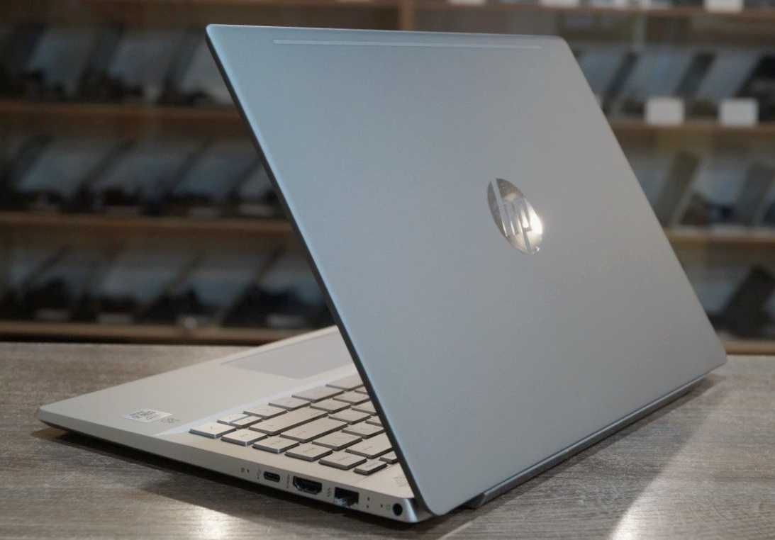 ГАРАНТІЯ HP (FullHD іPS/Core i5-1035G1/RAM 8Гб DDR4/SSD 256Гб)TVOYO