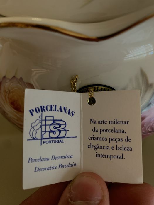 Peça de coleção porcelana JSB