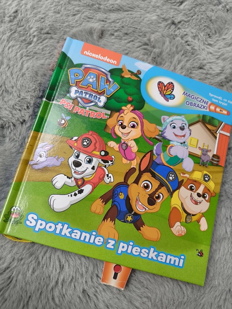 Książka psi patrol magiczne obrazki