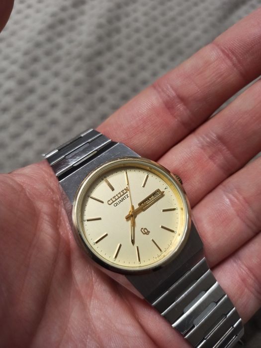 Zegarek vintage klasyk Citizen quartz