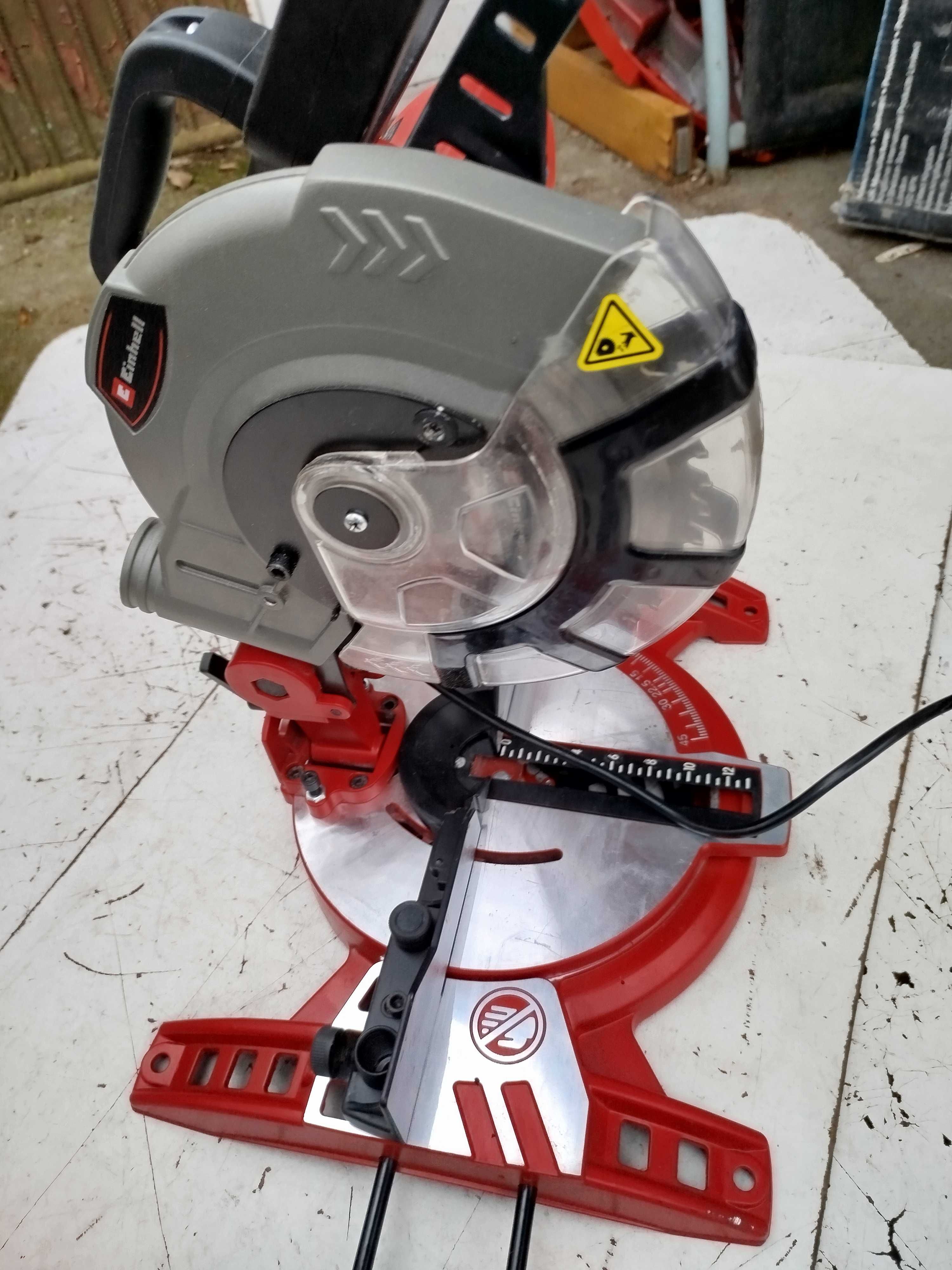 Einhell ukośnica piła 1600W 210 mm TC-MS 2112