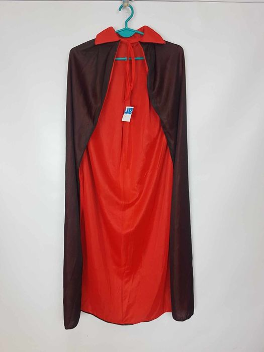 Dwustronna peleryna przebranie wampir hrabia Drakula. AM183