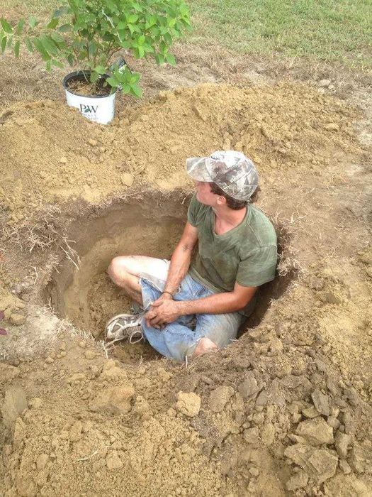 Копка септиків, траншей, копання криниць, поглиблення і чистка криниць