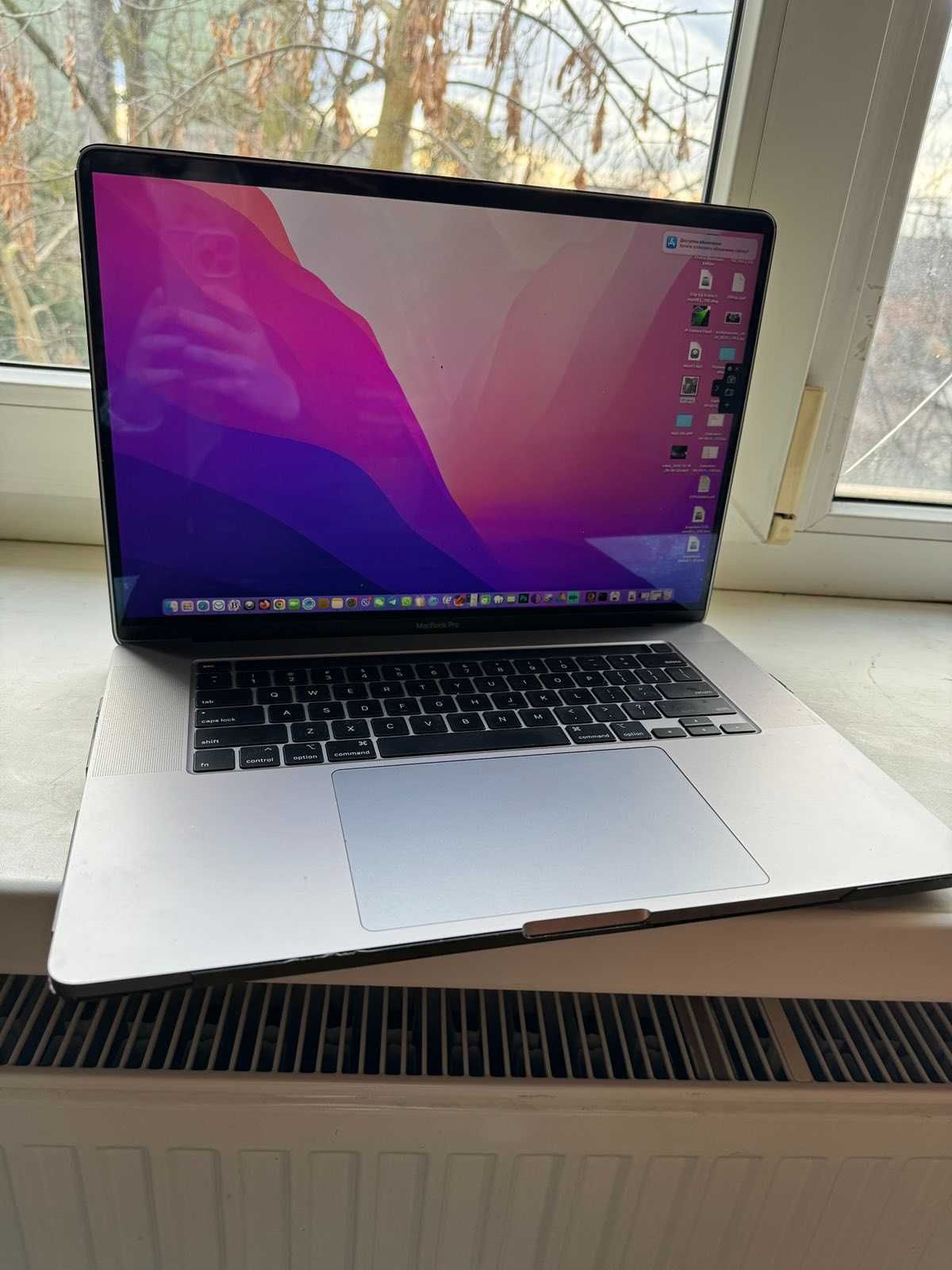 MacBook Pro 16 2019 i9 32GB RAM 2tb SSD AMD Radeon Pro 5500M 8ГБ