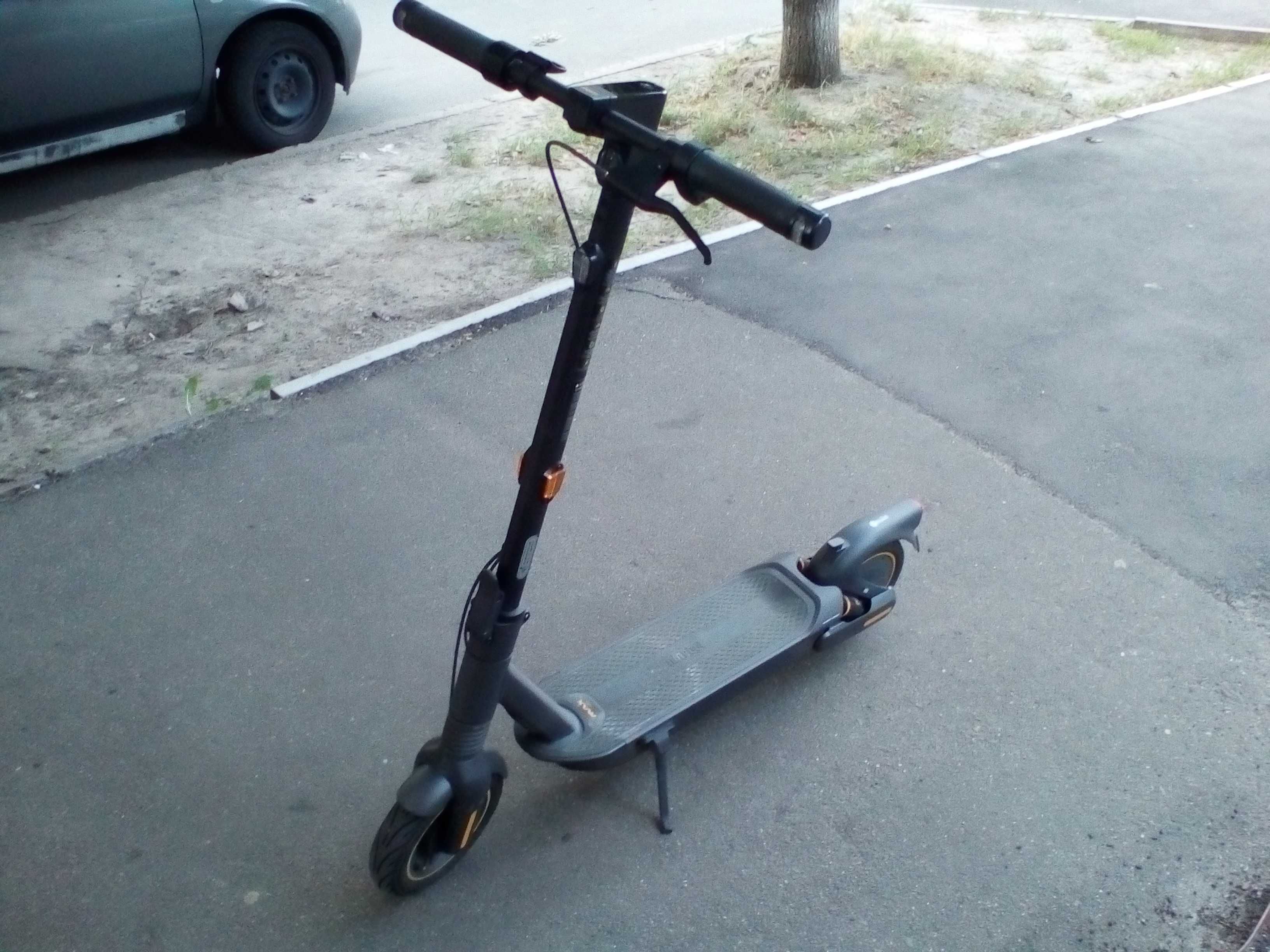 Электро самокат Ninebot MAX G2